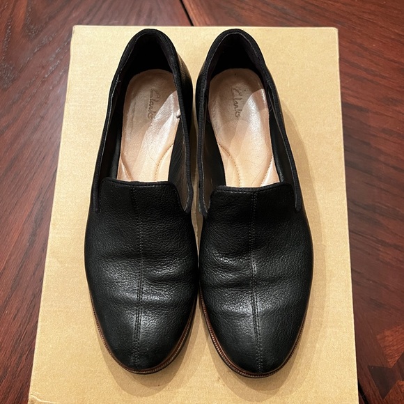 Clarks Frida Loafer Black Leather size 7M - Picture 9 of 15